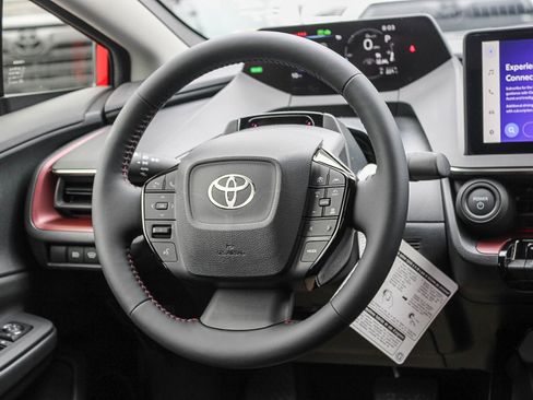 New 2026 Toyota Prius Plug-In Hybrid FWD image 17