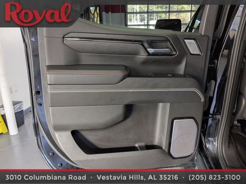 Used 2023 GMC Sierra 1500 AT4X image 14