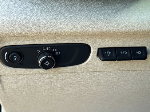 Used 2021 Buick Envision Avenir FWD image 10