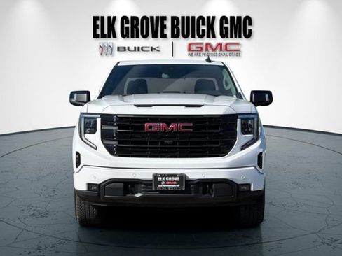 Used 2025 GMC Sierra 1500 Elevation w/ Elevation Premium Package image 9