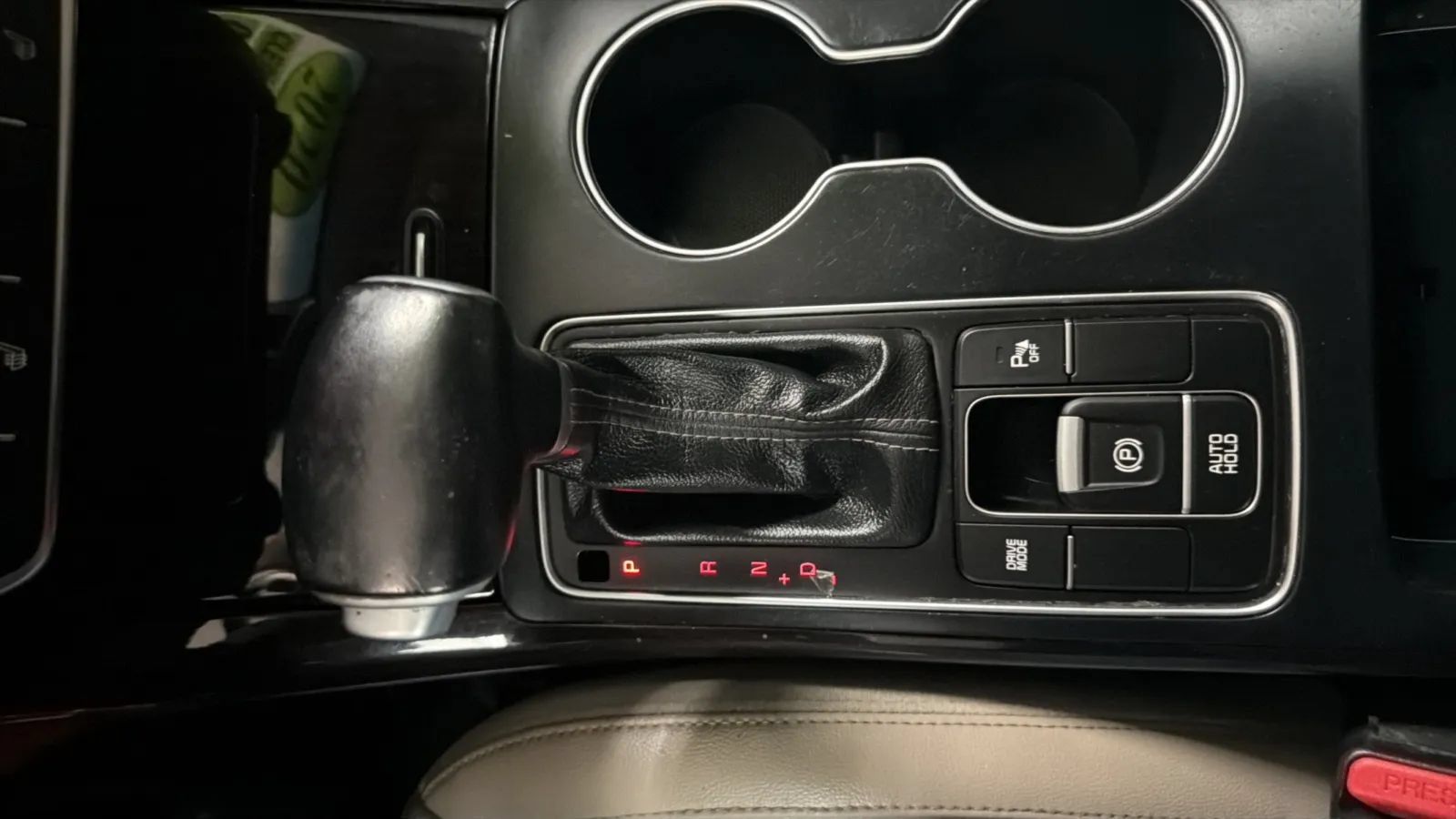 Used 2020 Kia Sorento EX FWD image 12