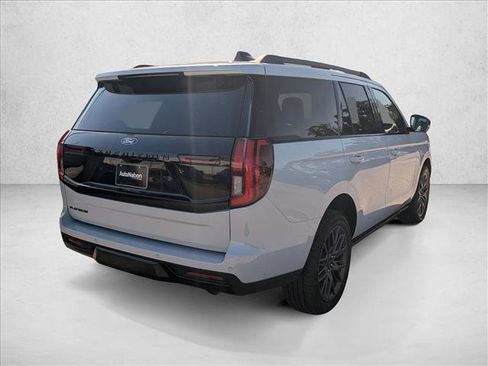 New 2025 Ford Expedition Platinum w/ Stealth Performance Package image 4