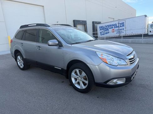 Used 2011 Subaru Outback 3.6R Limited image 13