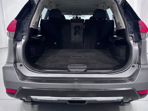Used 2018 Nissan Rogue S AWD/4WD image 28