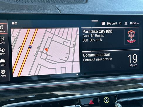 Used 2020 BMW X5 M50i image 21