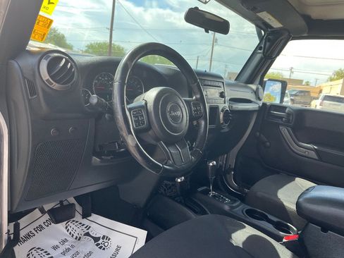 Used 2016 Jeep Wrangler Unlimited Sport w/ Max Tow Package AWD/4WD image 20