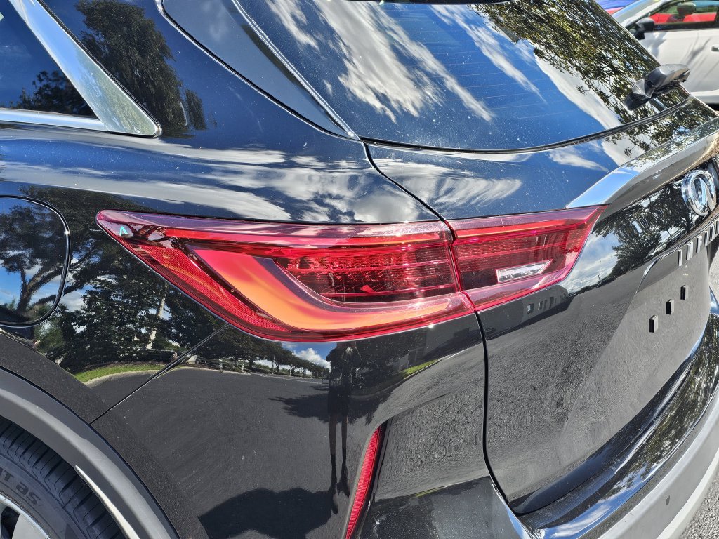 Used 2023 INFINITI QX50 Luxe FWD image 7