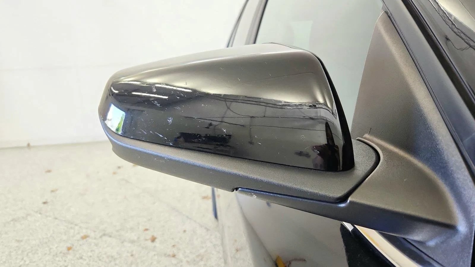 Used 2023 Chevrolet Equinox LT FWD image 35