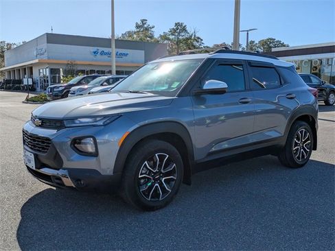 Used 2021 Chevrolet TrailBlazer ACTIV w/ Technology Package image 8