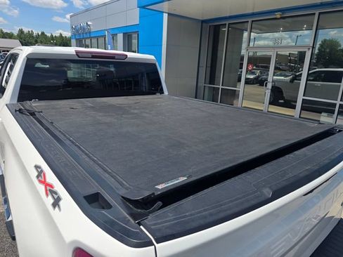 Used 2022 Chevrolet Silverado 1500 LT w/ Protection Package AWD/4WD image 33
