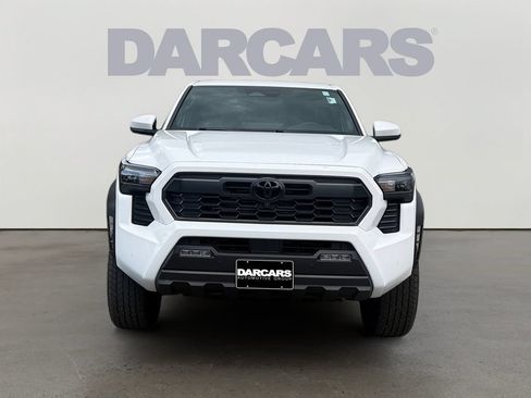 Used 2026 Toyota Tacoma TRD Off-Road w/ TRD Off Road Premium Package AWD/4WD image 2