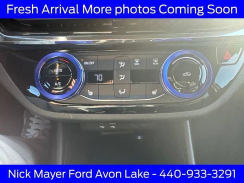 Used 2026 Buick Envista Sport Touring w/ Convenience I Package FWD image 17