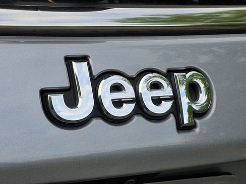 Used 2024 Jeep Compass Limited AWD/4WD image 30