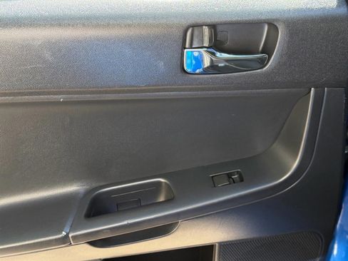 Used 2017 Mitsubishi Lancer ES FWD image 12