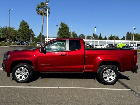 Used 2021 Chevrolet Colorado LT w/ LT Convenience Package RWD image 8