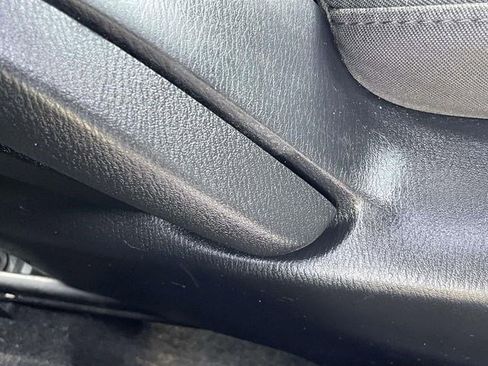 Used 2014 MAZDA MAZDA3 i Touring w/ Technology Package image 15