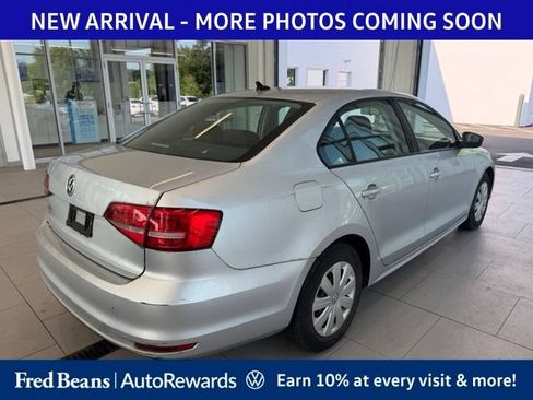 Used 2015 Volkswagen Jetta S FWD image 4