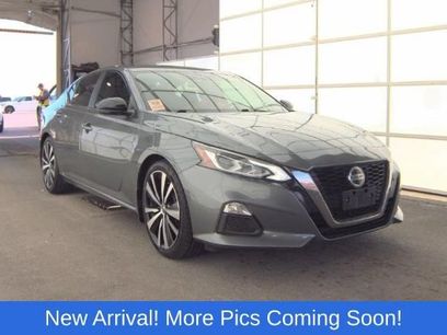Used 2019 Nissan Altima 2.5 SR w/ SR Premium Package