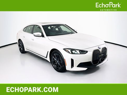 Used 2025 BMW i4 eDrive40 image 1