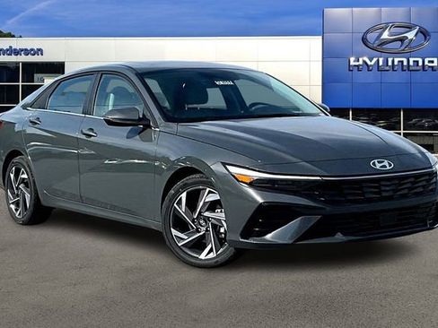 New 2026 Hyundai Elantra Limited image 2