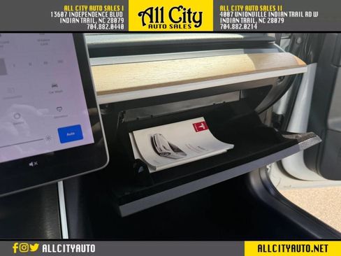 Used 2020 Tesla Model 3 Long Range image 32