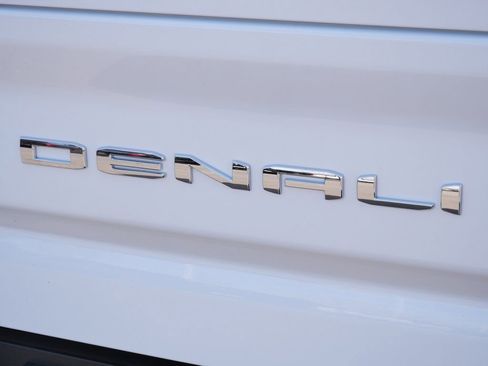New 2026 GMC Sierra 3500 Denali w/ Denali Reserve Package AWD/4WD image 14