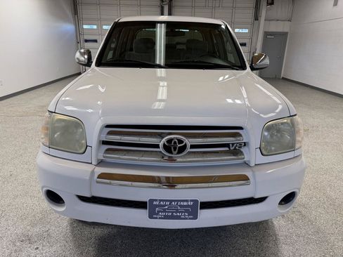 Used 2005 Toyota Tundra SR5 w/ Preferred Accessory Pkg RWD image 3
