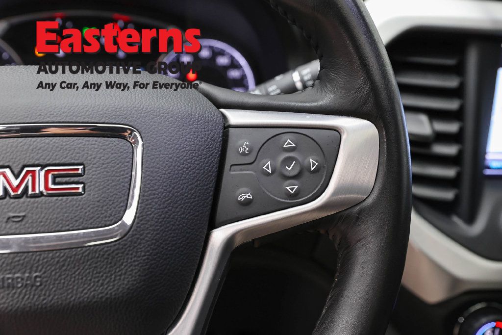 Used 2018 GMC Acadia SLT AWD/4WD image 16