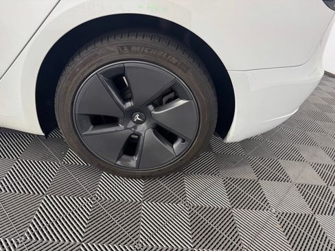 Used 2023 Tesla Model 3 Standard Range RWD image 12