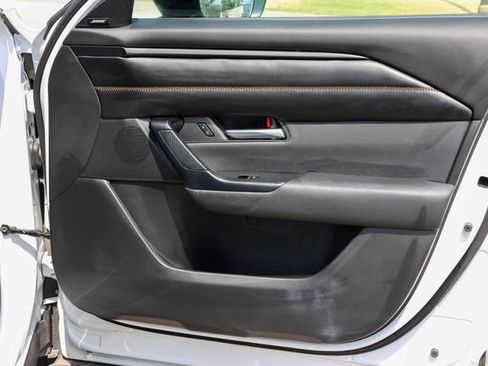 Used 2025 MAZDA CX-50 AWD 2.5 S w/ Premium Plus Pkg image 15