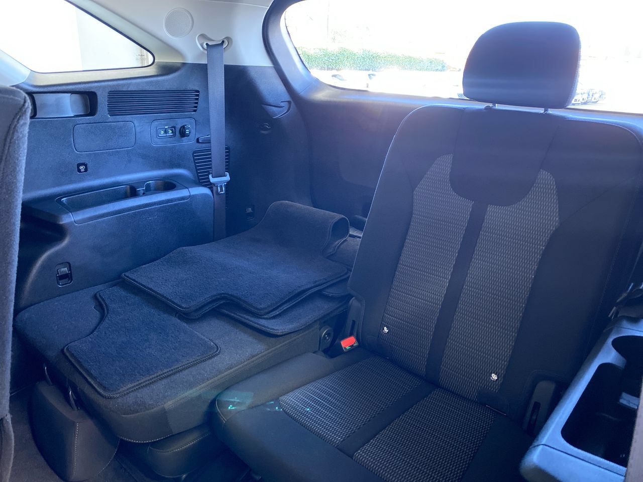 Certified 2026 Kia Sorento LX FWD image 34