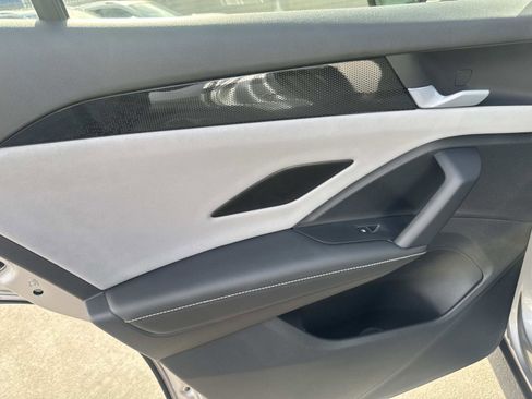 New 2026 Volkswagen Tiguan SE image 9