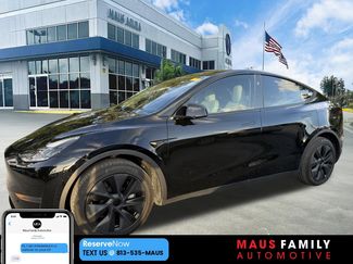 Used 2025 Tesla Model Y Long Range RWD video 1