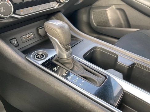 Used 2025 Nissan Sentra SV FWD image 26