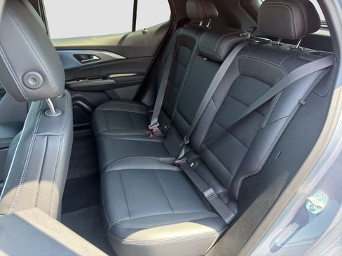Used 2025 Chevrolet Equinox EV LT w/ Convenience Package II FWD image 13