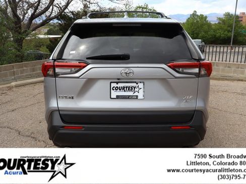 Used 2020 Toyota RAV4 XLE Premium AWD/4WD image 5