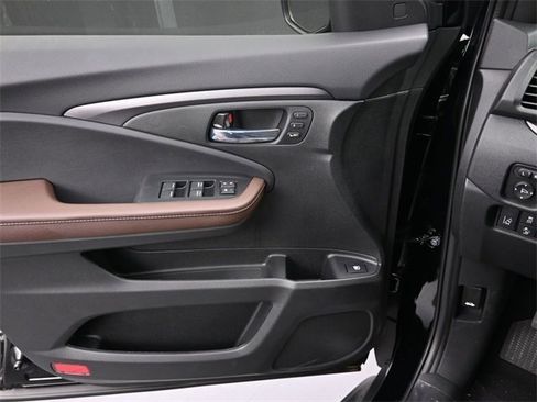 New 2025 Honda Ridgeline RTL image 16
