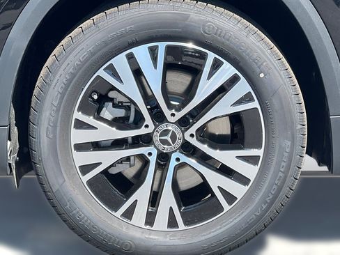 New 2025 Mercedes-Benz GLA 250 GLA 250 image 11