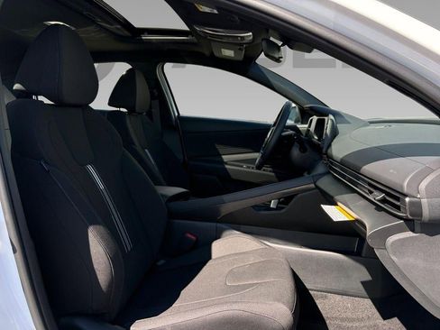 New 2026 Hyundai Elantra SEL Sport Premium w/ Cargo Package image 36