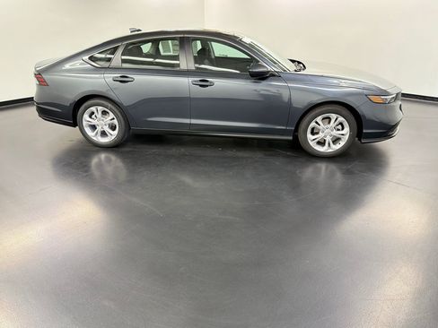 New 2026 Honda Accord LX image 8