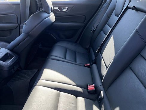 Used 2024 Volvo S60 B5 Plus w/ Climate Package image 18