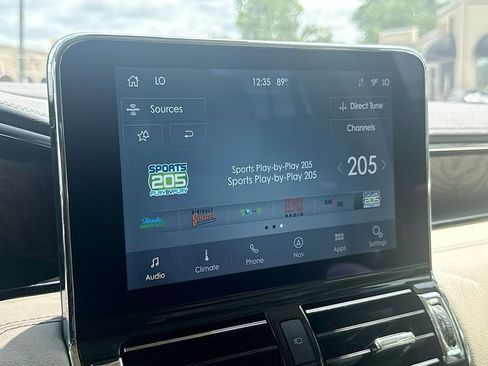 Used 2020 Lincoln Navigator Reserve w/ Luxury Package AWD/4WD image 25