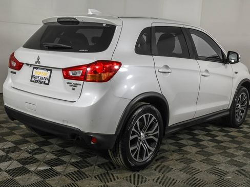 Used 2017 Mitsubishi Outlander Sport SE image 12