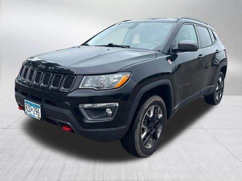 Used 2018 Jeep Compass Trailhawk w/ Cold Weather Group AWD/4WD image 2