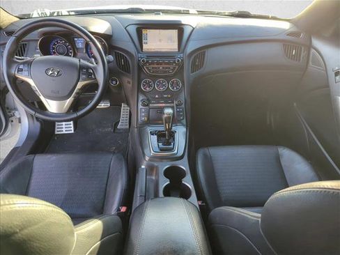 Used 2016 Hyundai Genesis Coupe 3.8 image 22