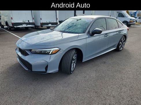 Used 2025 Honda Civic Sport Touring image 3