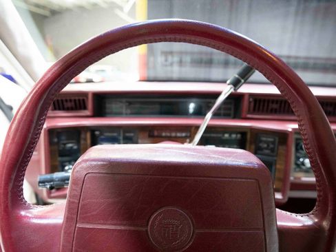 Used 1990 Cadillac De Ville Coupe image 50