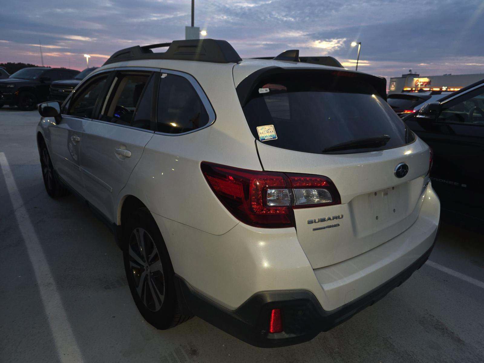 Used 2019 Subaru Outback 2.5i Limited AWD/4WD image 2