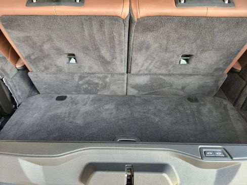 Used 2019 BMW X7 xDrive40i w/ Premium Package AWD/4WD image 35
