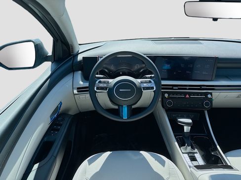 New 2026 Hyundai Tucson SEL FWD image 15